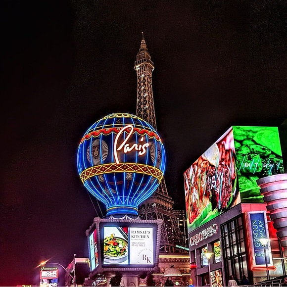 Sideways Queen is LIVE!! - Picture 6 of 7